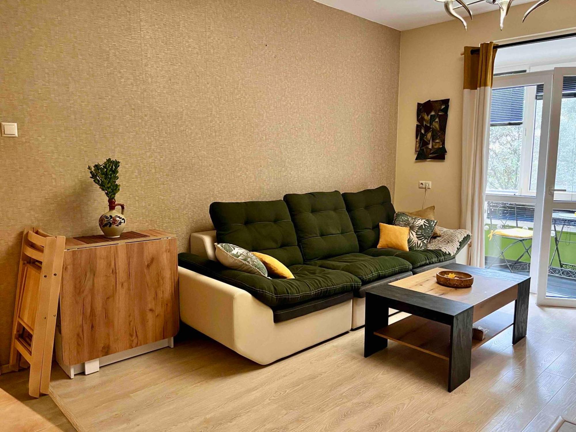 Cozy 2Br Oasis In Central Burgas Exterior foto