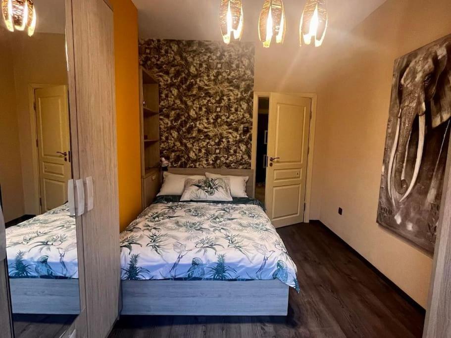 Cozy 2Br Oasis In Central Burgas Exterior foto